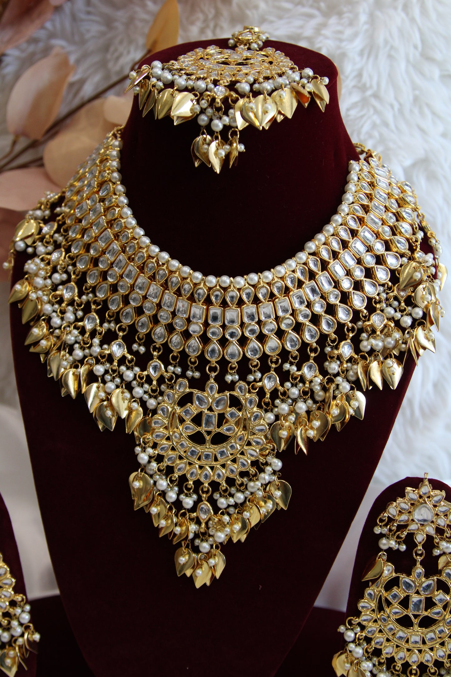 Simar Kundan Necklce Set