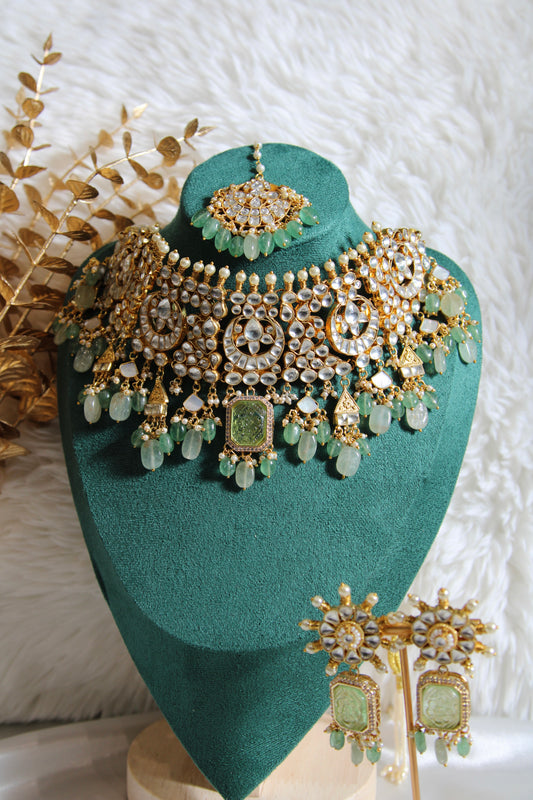 Sunheri Necklace Set