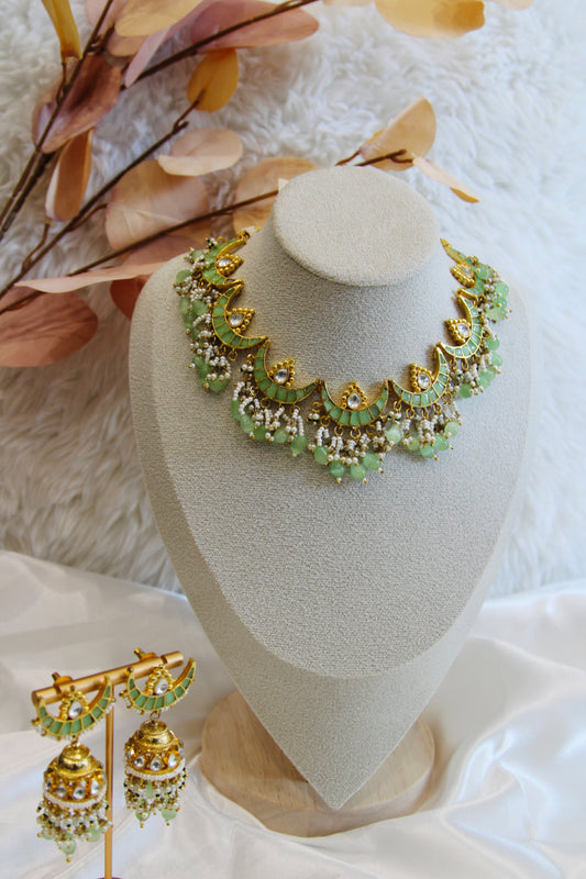 Chaand Necklace Set