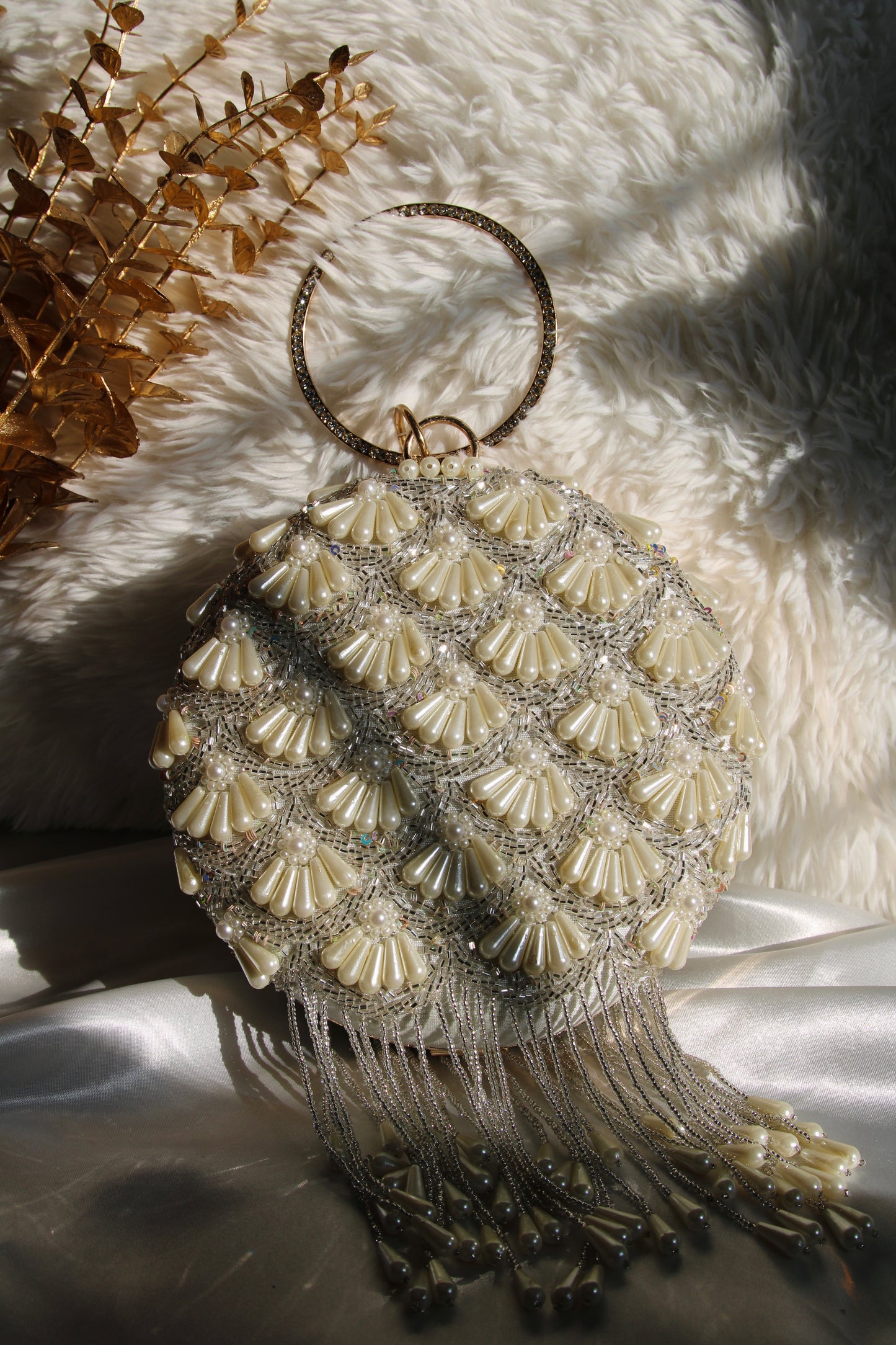 Round Pearl Designer Clutch