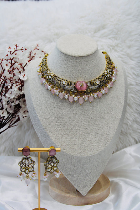 Ira Necklace Set