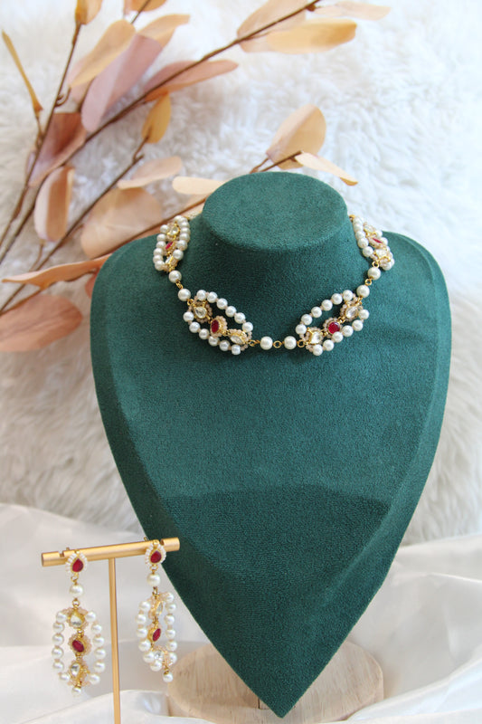 Siya Necklace Set